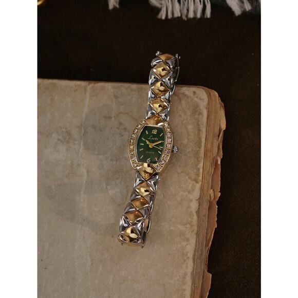 Gold and Green Vintage Style Unique Dainty Women’s Wrist Watch Trendy Cute Gift main image 5